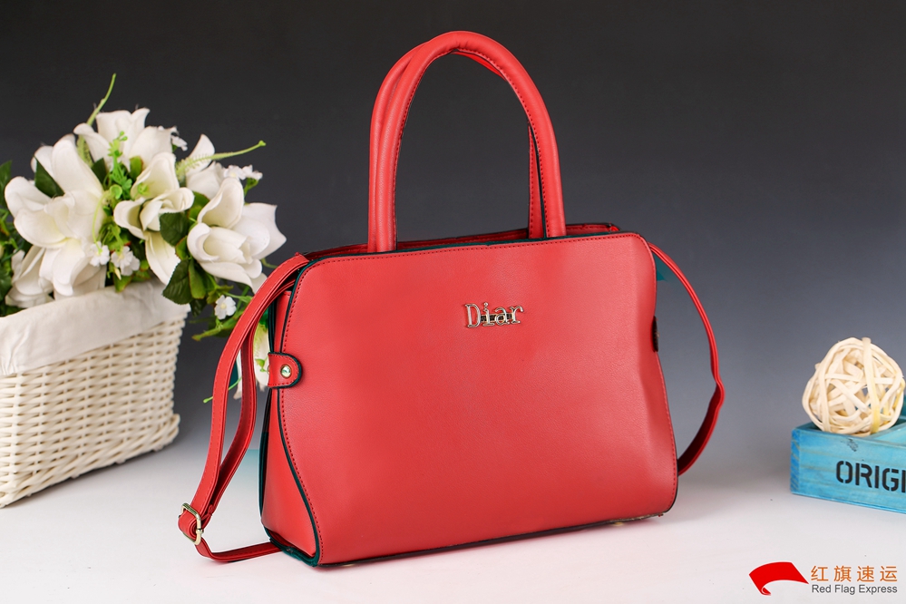 16395580654783.jpg 攝圖網_500766878_時尚女包(企業商用)_副本.jpg