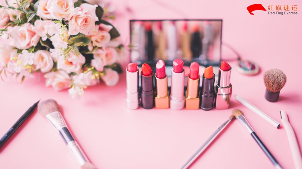 16397070081089.jpg 攝圖網(wǎng)_500498717_美妝口紅化妝品(企業(yè)商用)_副本.jpg